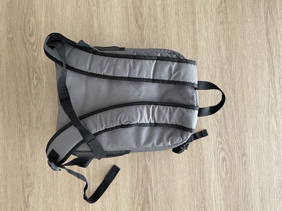 Mochila cinzenta64297831528577122