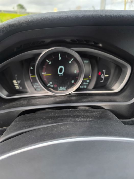 Volvo V40 R Design 2013
