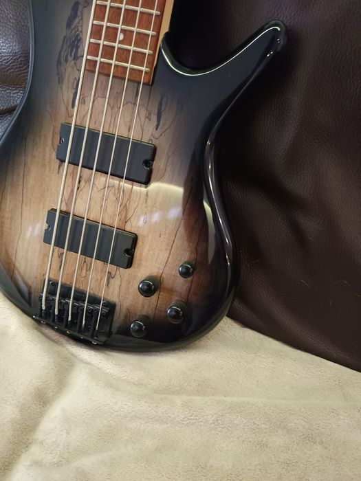 Baixo elétrico IBANEZ GSR205SM-NGT - 5 cordas