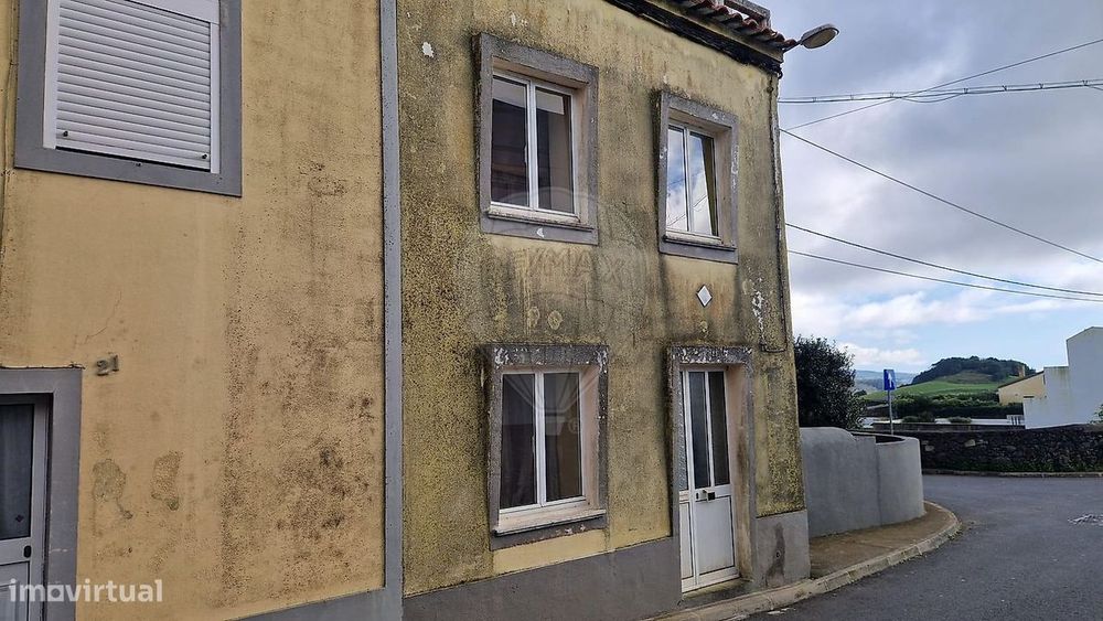 Moradia T2 para venda