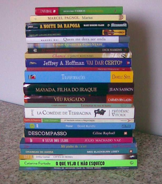 Lote com 24 livros - temas variados - com venda individual