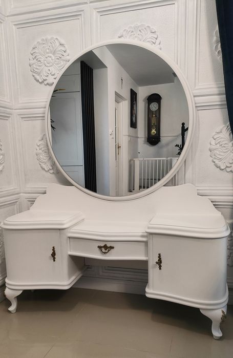 Zabytkowa toaletka  Chippendale okucia po renowacji