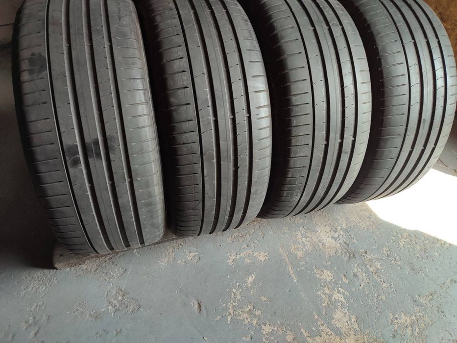 R19 245/40 Pirelli Pzero резина літо комплект