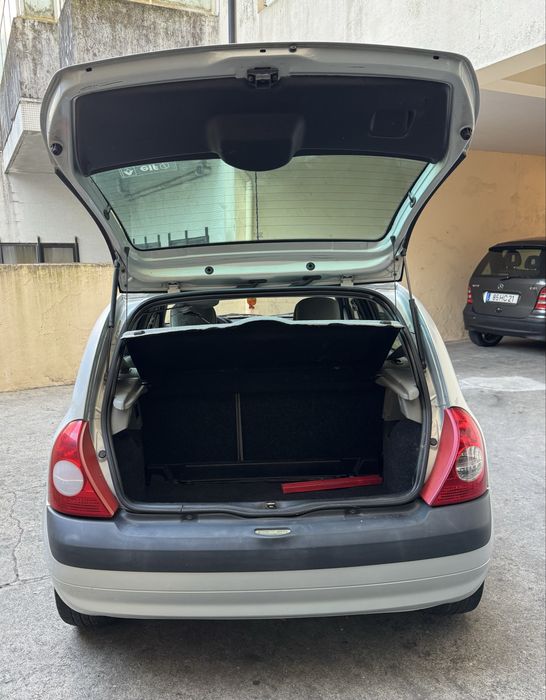 Renault Clio II 1.2 16V - RESERVADO