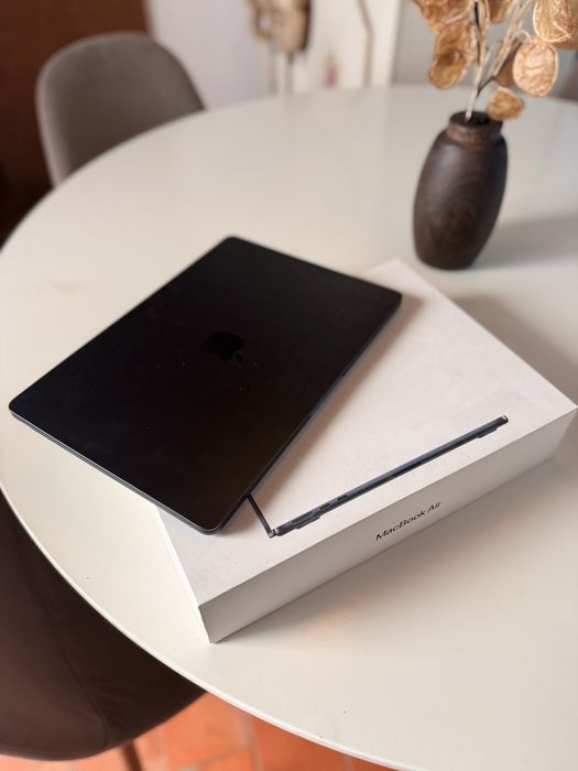 Macbook air Apple 2025 Meia noite