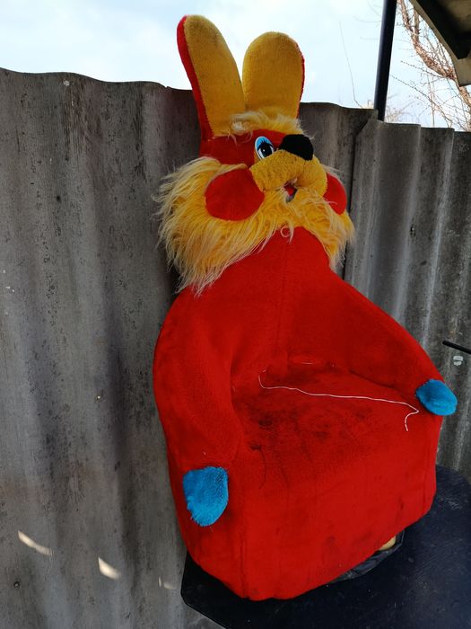 Продам крісло заєць