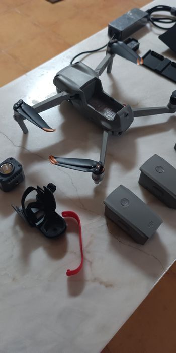 DJI Air 2S - Fly more combo - 4 baterias