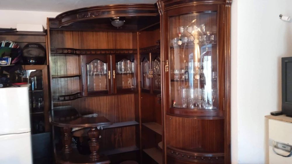 Móvel Bar de Sala em madeira