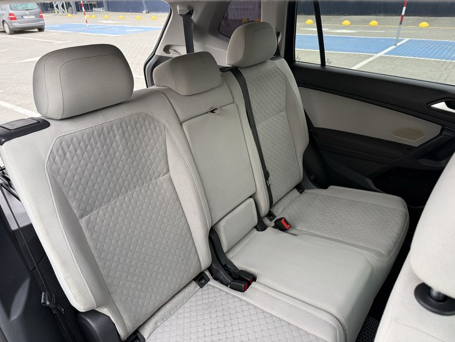 Volkswagen tiguan 2020 рік