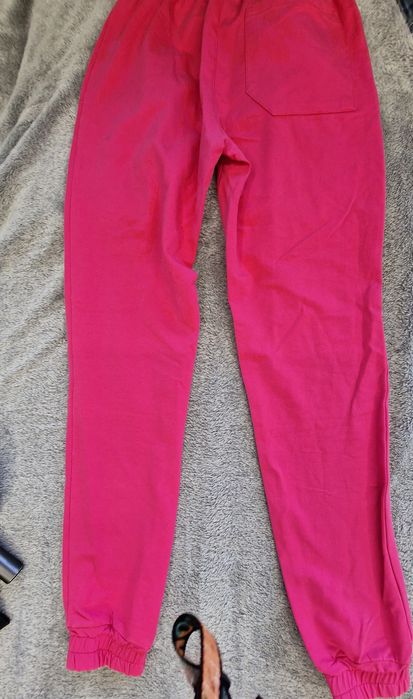 Spodnie dresowe 158