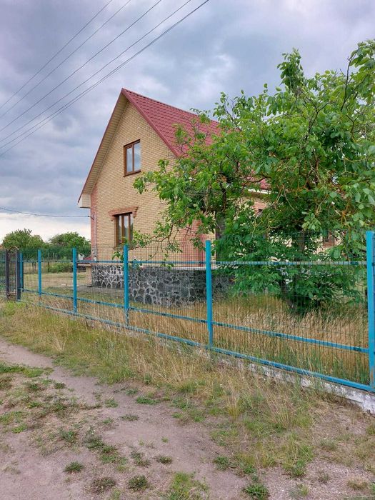 Будинок с. Коробівка, ділянка 12 сот.