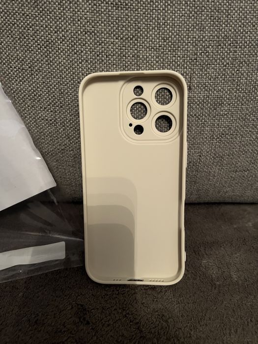 Etui na Iphone 16 pro