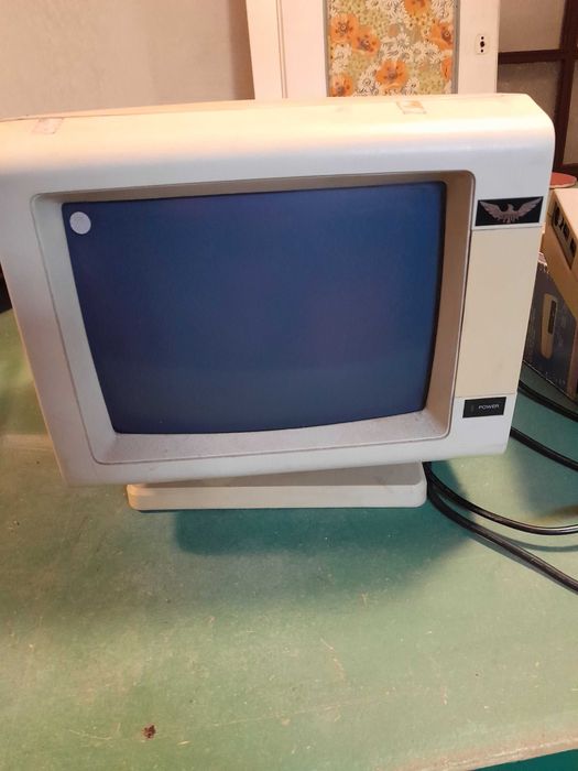 Commodore c64 z monitorem w oryginalnym opakowanu