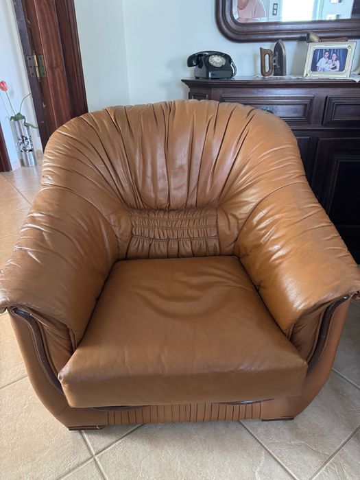 Sofas cama,e mesinha de salão