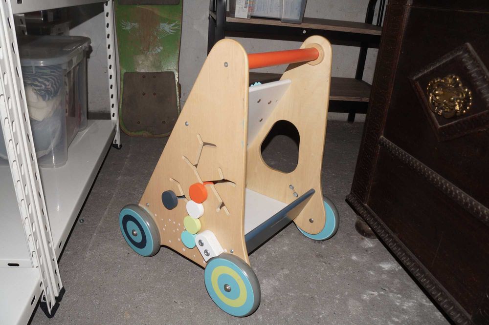 Andarilho Multiactividade de Madeira Saro 12M+ como novo.