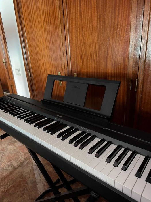 Piano Yamaya P45