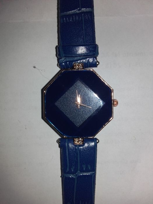 Relógio senhora azul