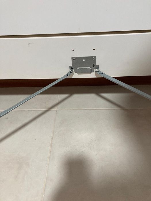 Cama de casal tamanho Queen com colchão