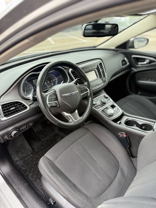 Chrysler 200 2015