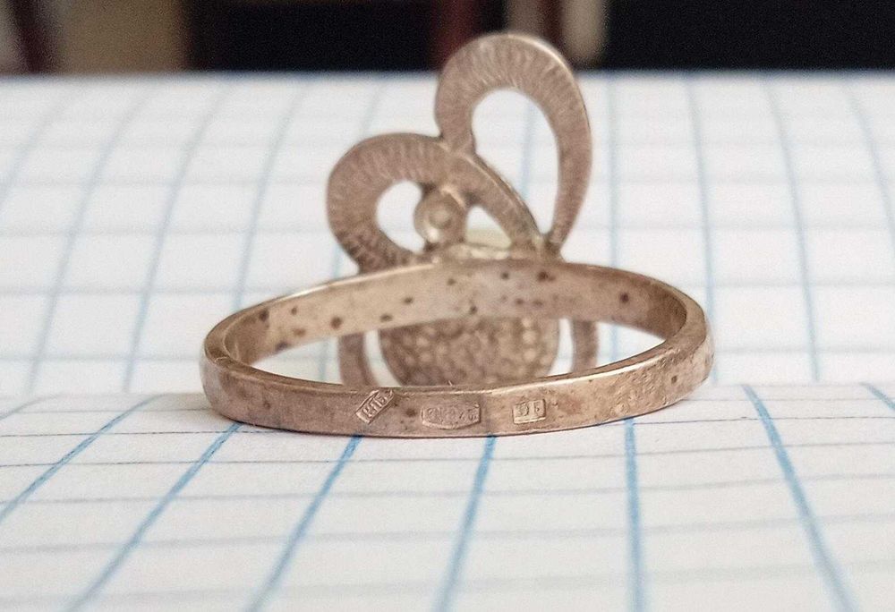 Перстень кольцо з жемчугом Перлина. Срібло 925 проба Розмір 19