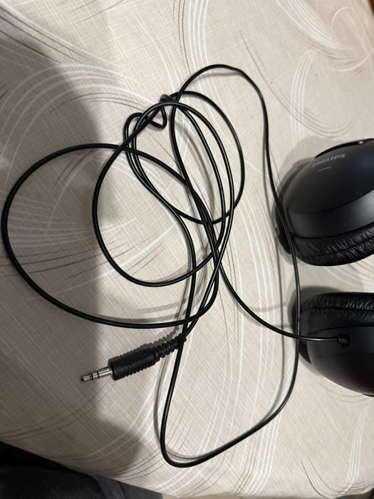 Навушники philips shp1900 повністю працюючі як нові