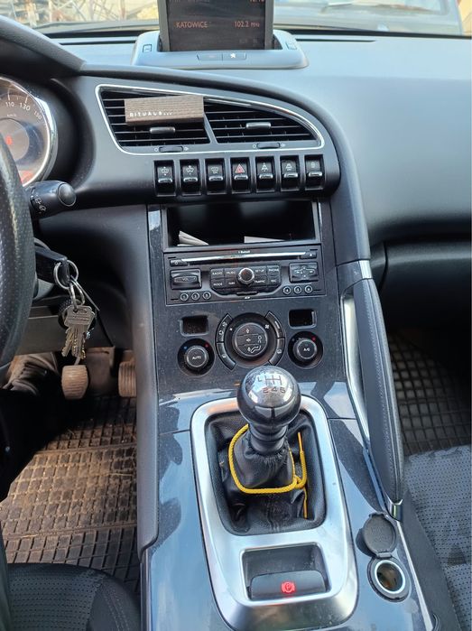 Peugot 3008