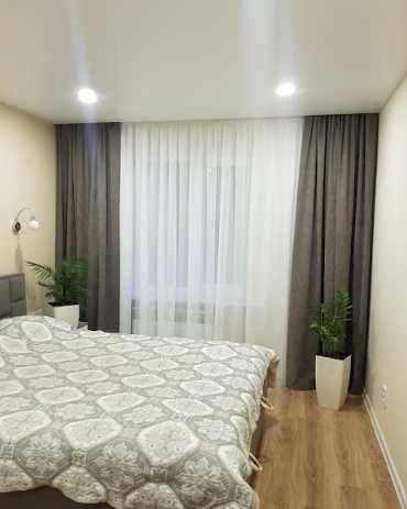 готовий комплект з 2-х штор беж мікровелюр ніжні вишукані