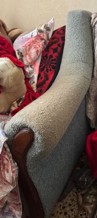 Диван, не складається