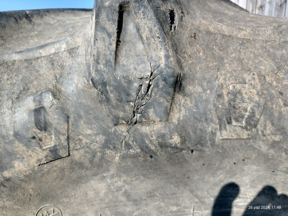 Opona Pirelli 520/70 R38