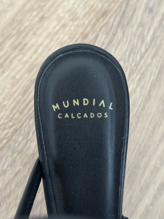 Salto Alto Preto com Tiras