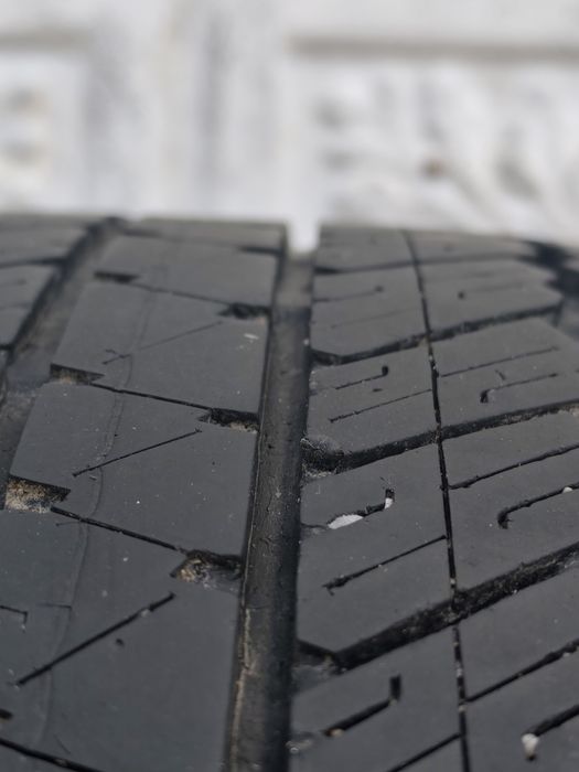Шини Bridgestone dveler A/T