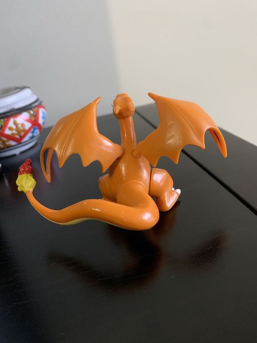 Pokemon Charizard