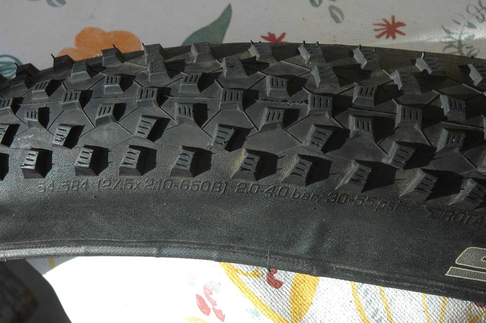Pneu Schwalbe cross country gravel Rocket Ron 27,5 650B Tubeless Addix
