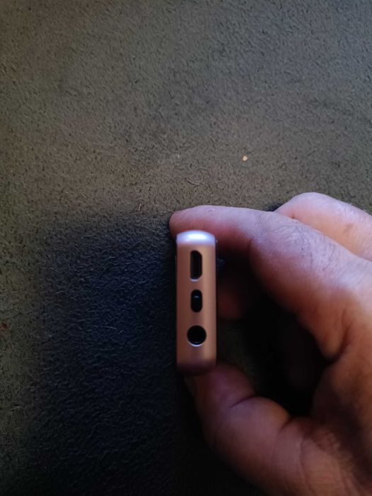 Odtwarzacz cyfrowy głośnik CCYLEZ dotykowy 1,8" przenośny pamięć 8GB