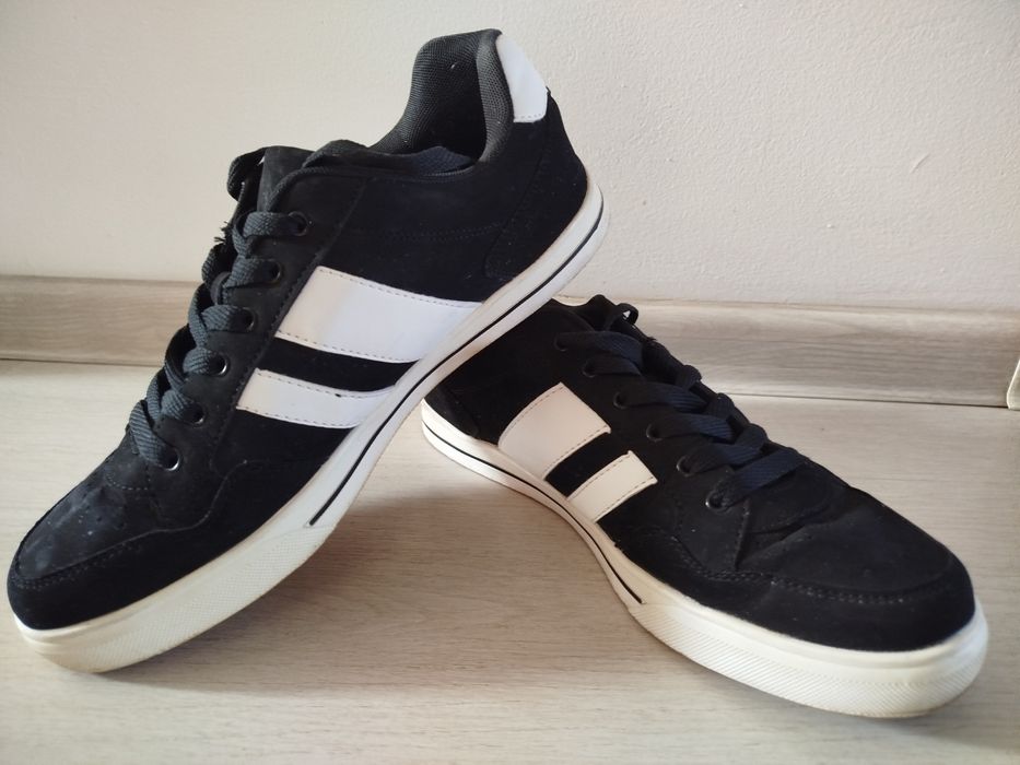 Buty męskie trampki 43