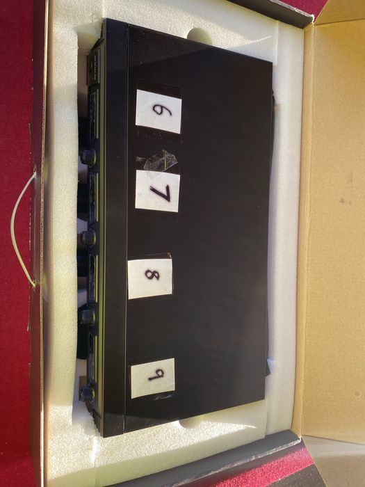 Odbiornik bezprzewodowego systemu mikrofonowego