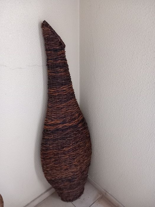 Jarrao alto de vime 1,30cm
