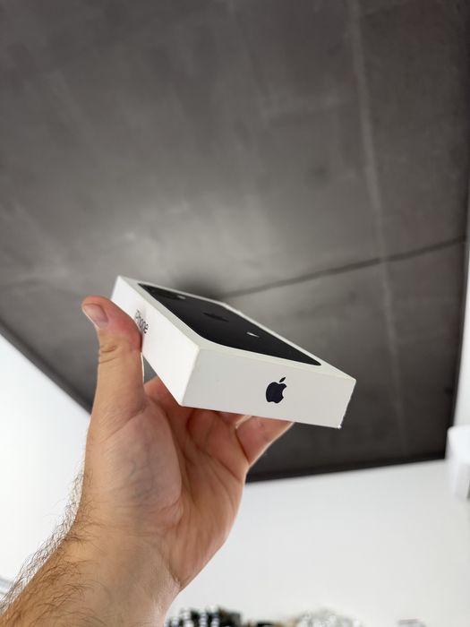 Apple Iphone 16 128 gb новий запакований 16 фіз сім