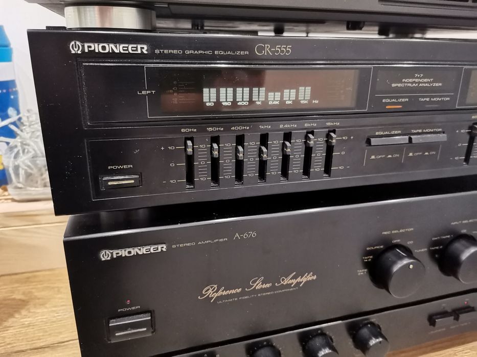 Wzmacniacz Pioneer A-676 + equalizer Pioneer GR-555
