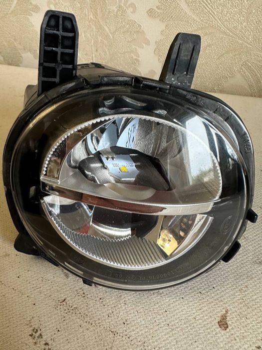 Противотуманная фара левая (водительская сторона) BMW f10-11 2014-2016