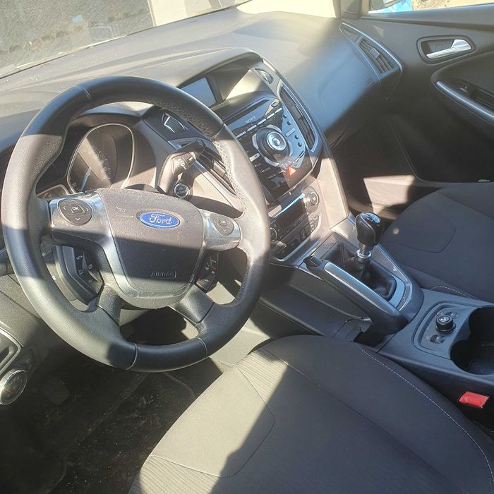 Ford Focus 1.6 EcoBoost 150 KM Titanium – 2011 – do naprawy