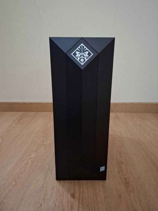 HP OMEN Gaming PC i7-8700 GTX 1060 16GB RAM SSD + HDD