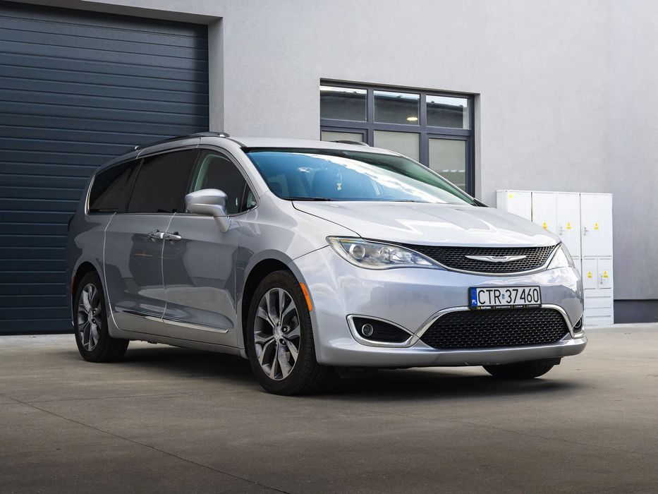 Chrysler Pacifica L-Touring Plus telewizory, 2 komplety kół, instalacja gazowa