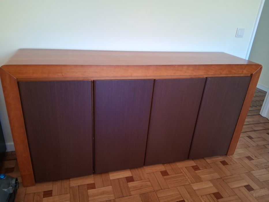 Conjunto completo sala de jantar – Mesa + 6 cadeiras + Aparador