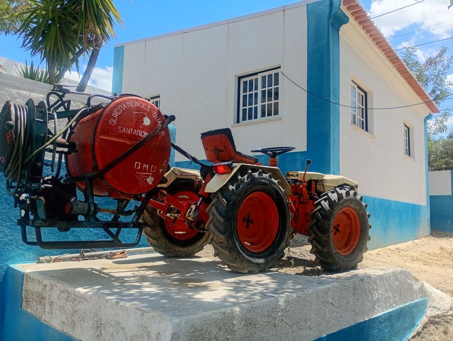 Vendo trator marca pascual com todos assessórios