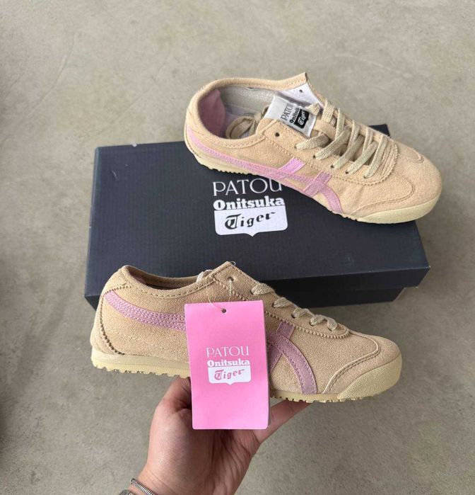 Нові Patou x Onitsuka Tiger Mexico 66