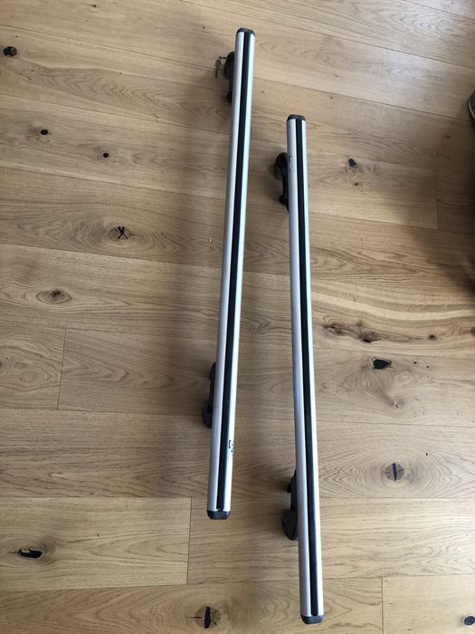 Bagażnik dachowy, relingi