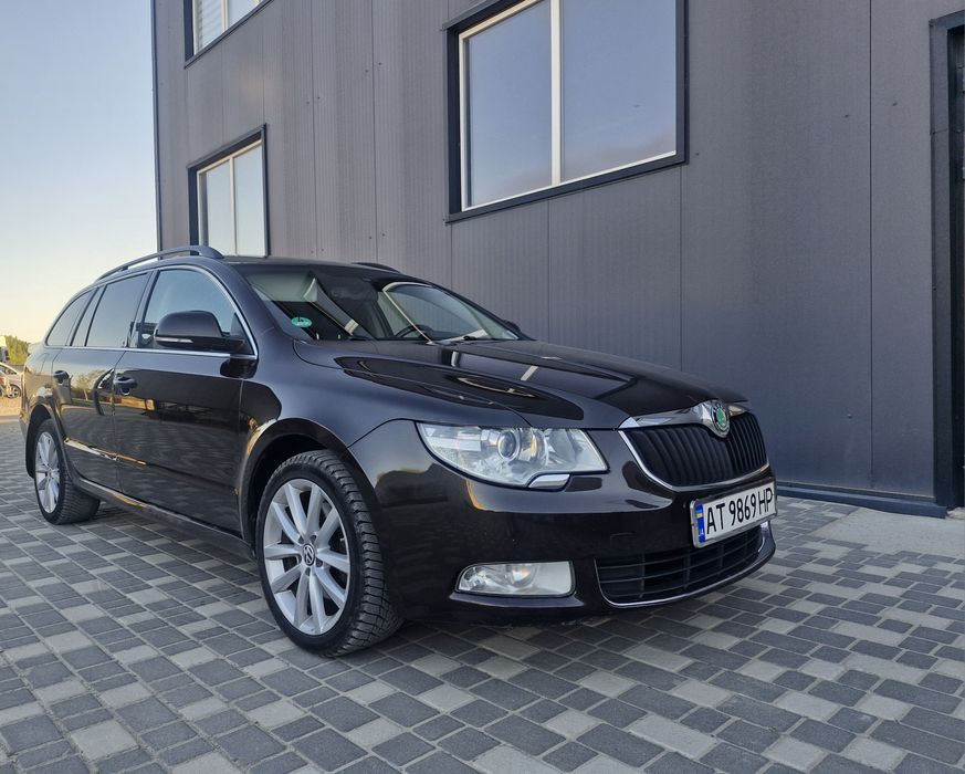 Skoda SuperB 2012
