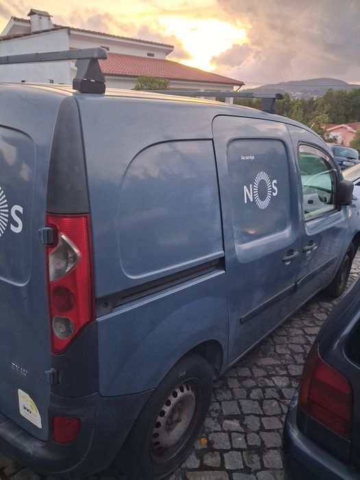Renault kangoo de 2008 salvado