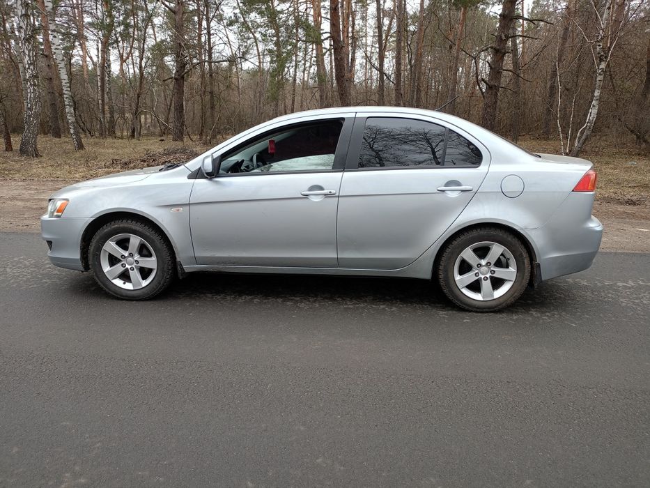 Продам Міцубісі Ланцер10